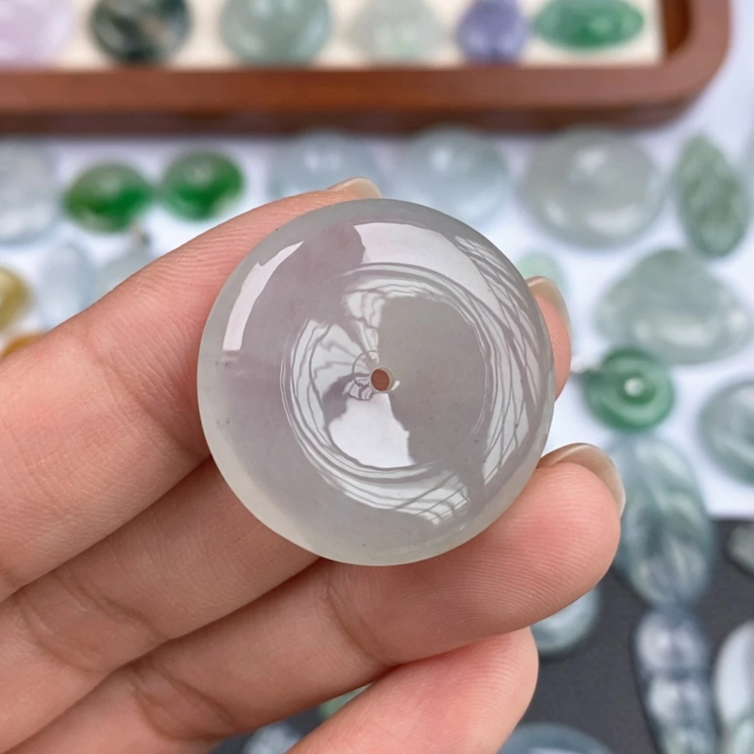 【闪购商品】翡翠颈饰未镶嵌平安扣