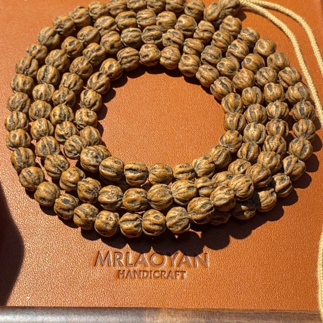 阿***良吊坠柏香籽/百香籽