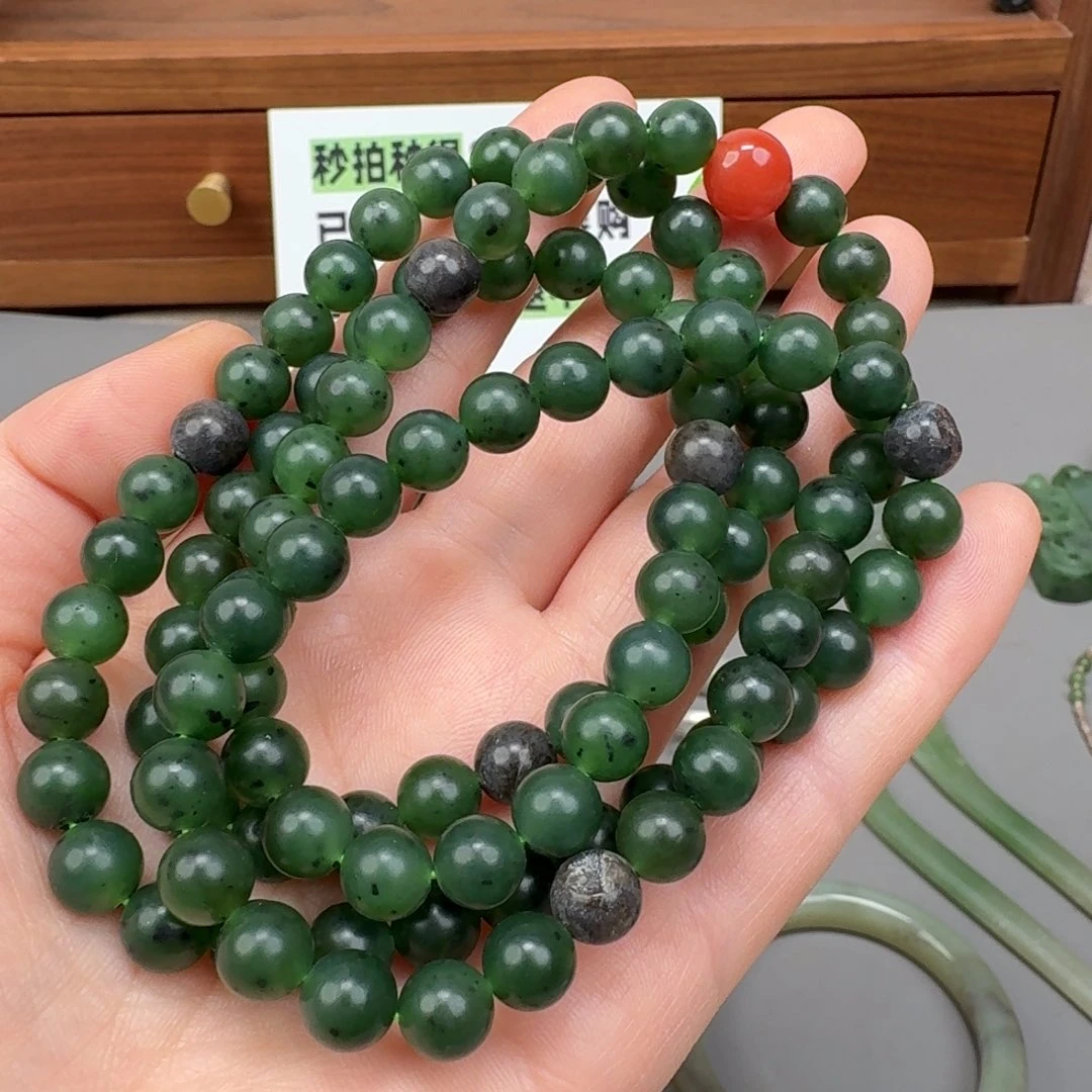 和田玉未镶嵌颈饰卡8回流7