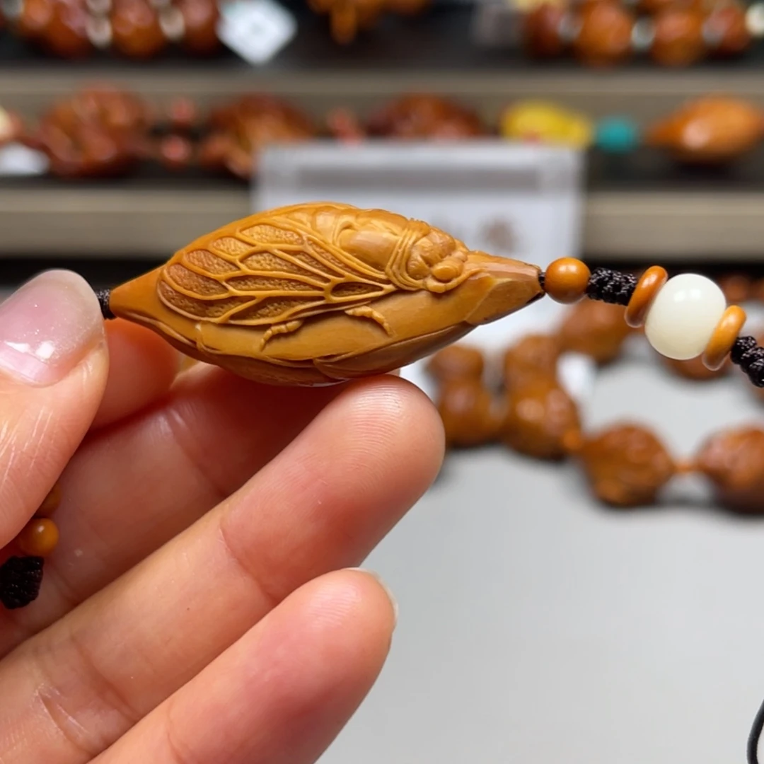 吊坠橄榄核一夜暴富