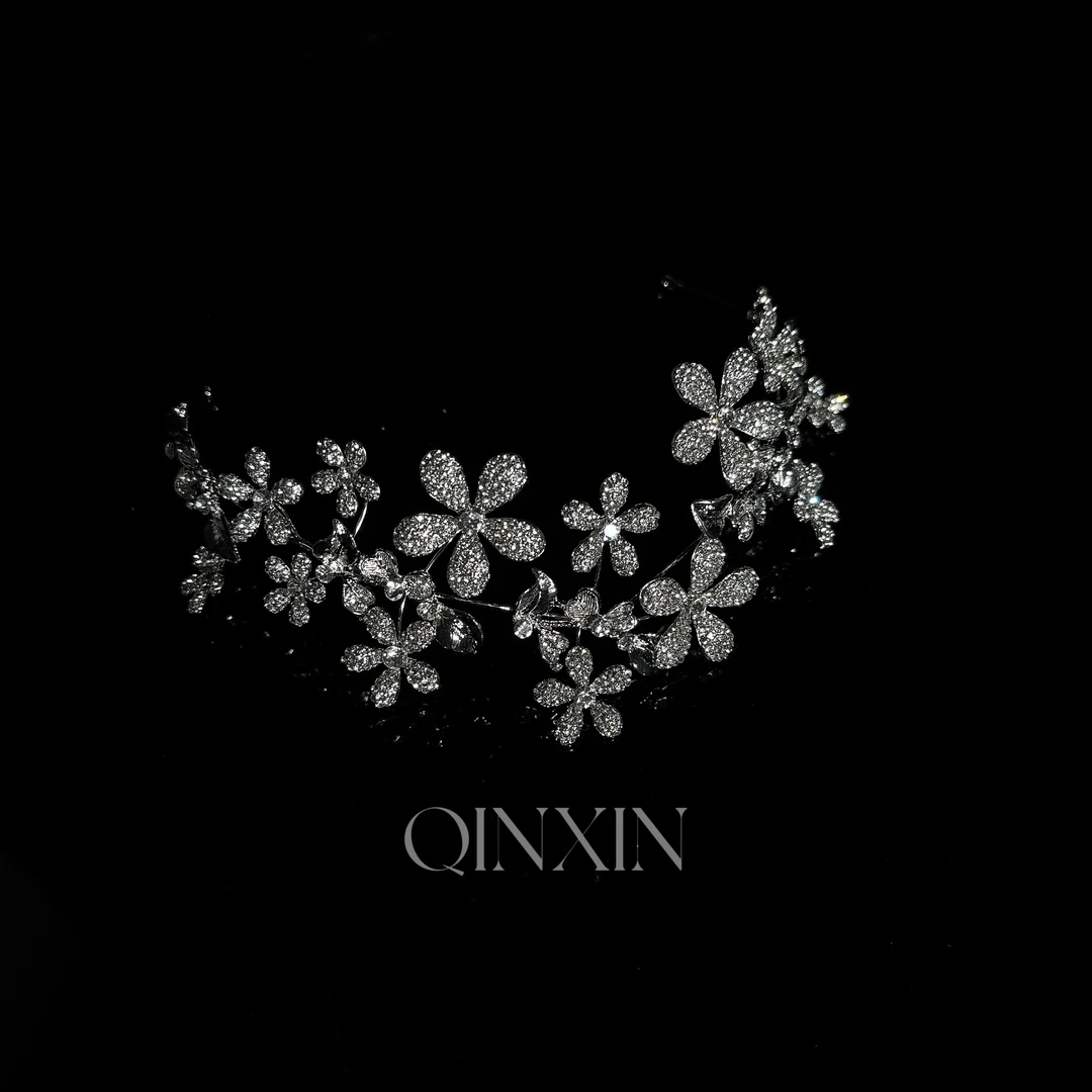 沁心新款高定款花朵韩式新娘礼服配饰皇冠