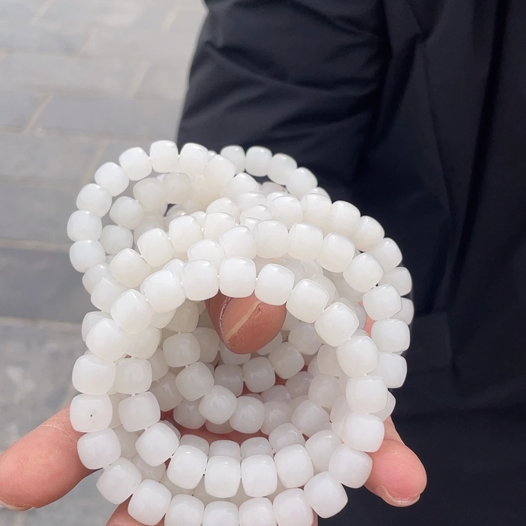 和田玉颈饰未镶嵌多样性发货，发其一