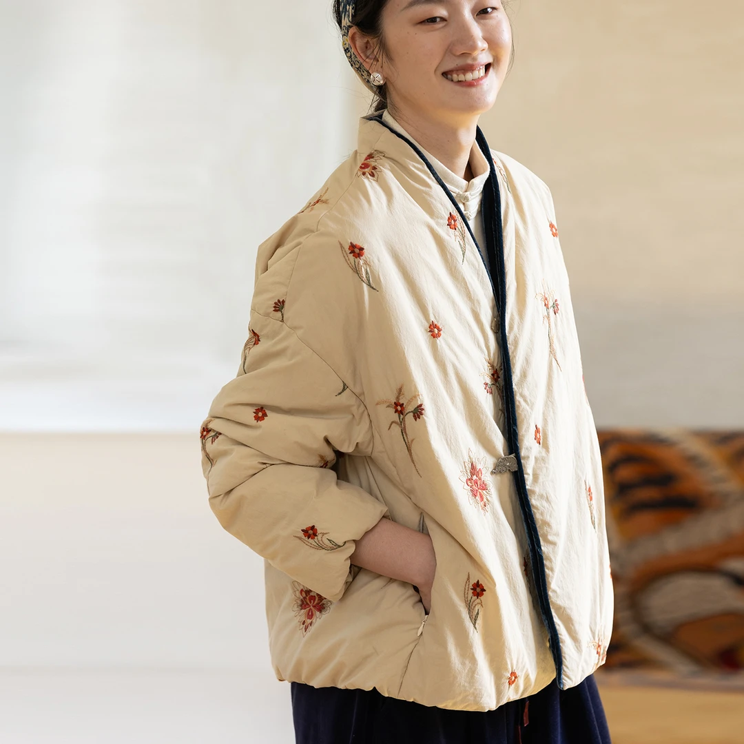 牧衣游原创 匹绣95红嘴雁羽绒短外套冬季新款蓬松保暖羽绒服 宋栀