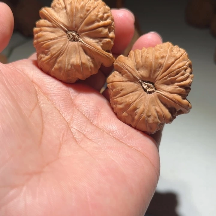 文玩核桃吊坠南瓜