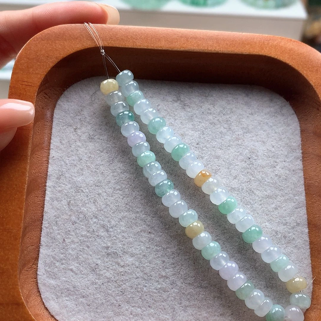 翡翠未镶嵌手串多宝5.6股珠