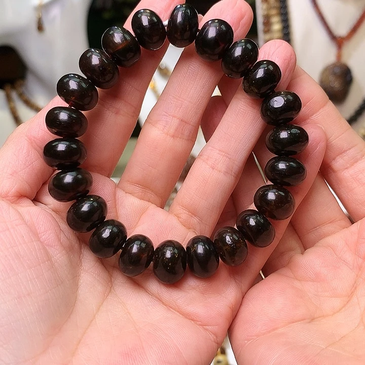 琥珀裸石未镶嵌Z**风抚顺琥珀