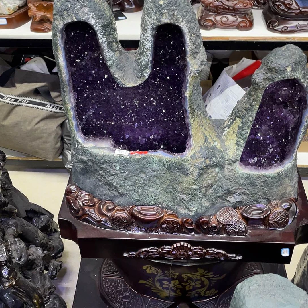 紫晶未镶嵌大型摆件（非配饰）小葛