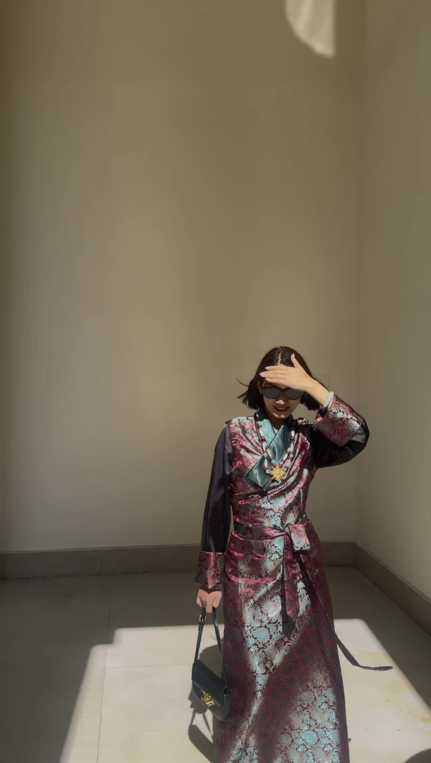 藏历新年必备新款西藏服【黑金枣红】气质显瘦西藏服