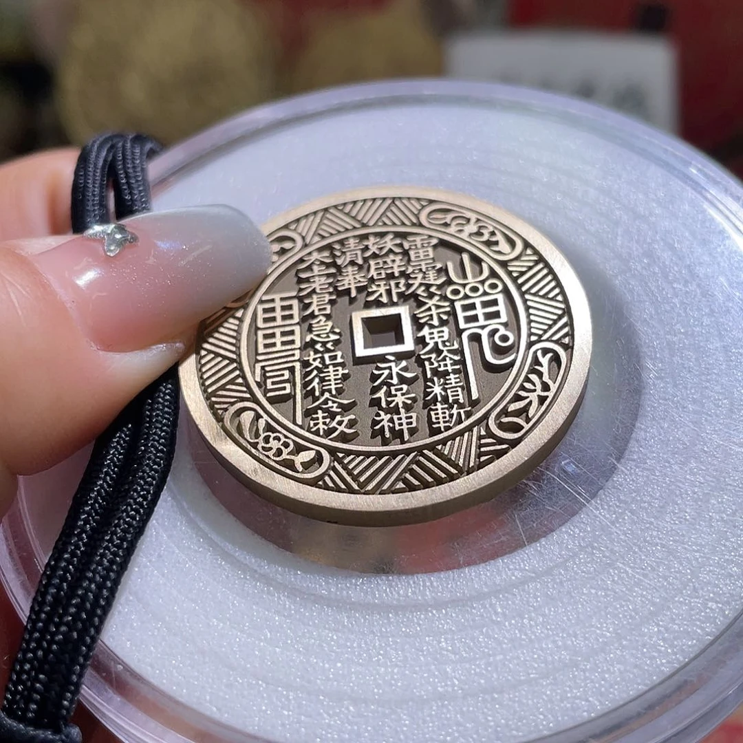 铜铜现代仿制工艺品雕母花钱