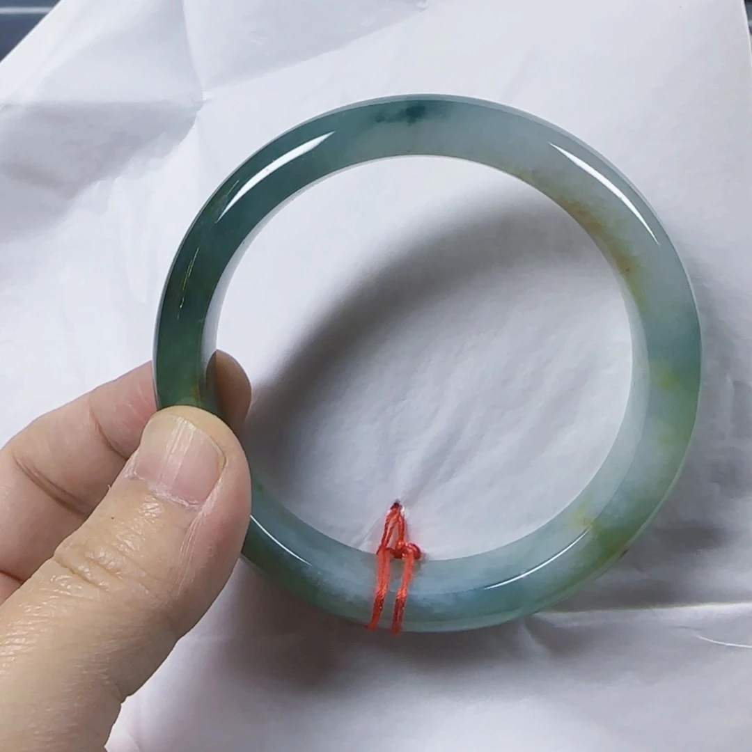 翡翠手镯未镶嵌安**吾