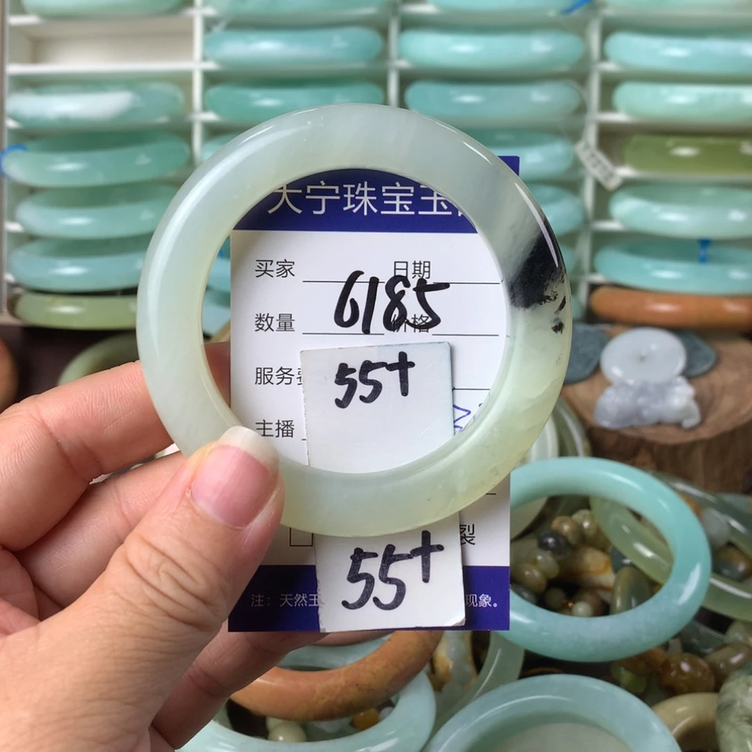 蛇纹石玉手镯未镶嵌6185