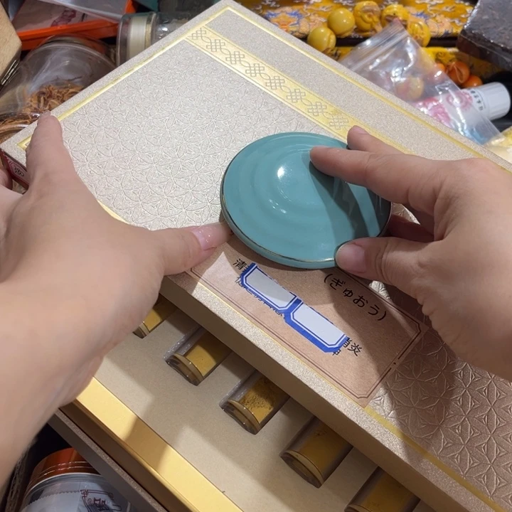 盖碗茶百道的小龙虾真的太好吃了吧哈