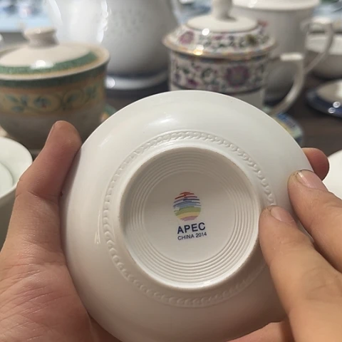 陶瓷大球泥4寸碟一个