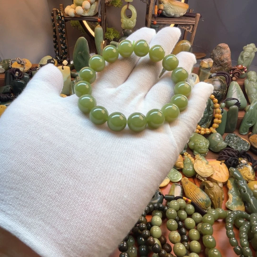 手链未镶嵌岫岩老玉（透闪石质玉）