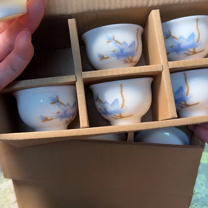 羊脂玉六个一组茶杯