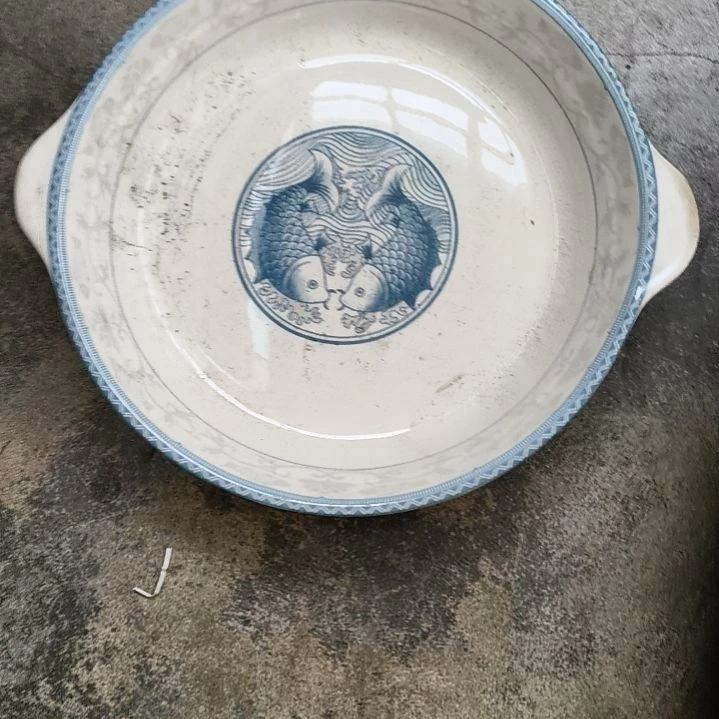 陶瓷盘子碗啥都有