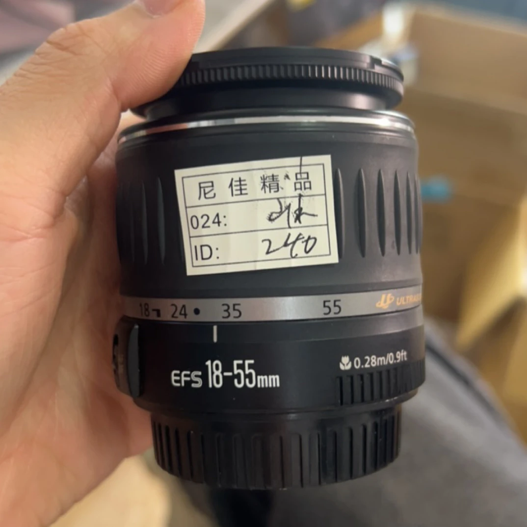 9新 Nikon/尼康 Canon/佳能 - 卡口 二手单反相机/镜头（无配件）