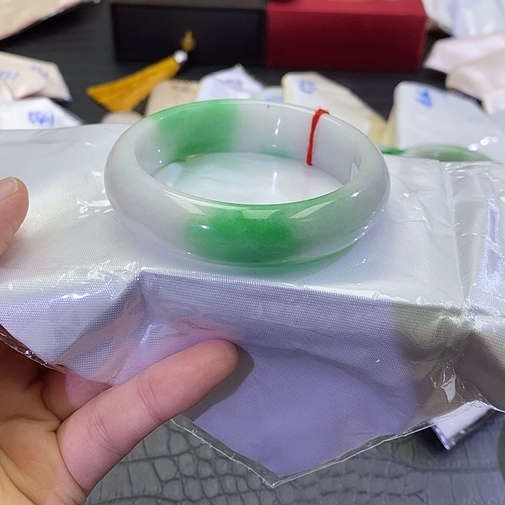 漫***。以闪购为准一物一图