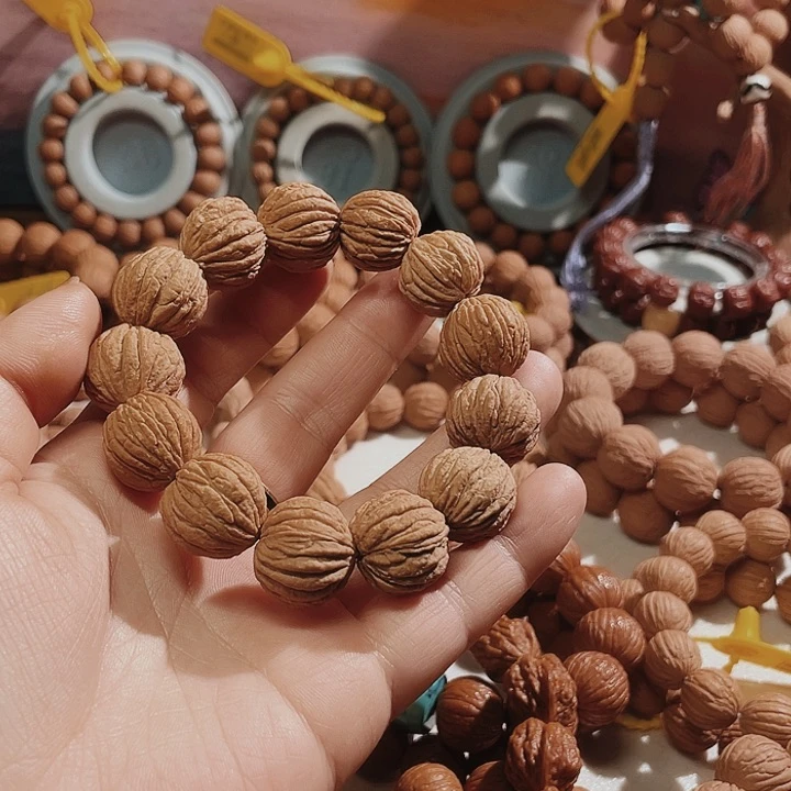 猴头核桃手串路*也是深纹金丝