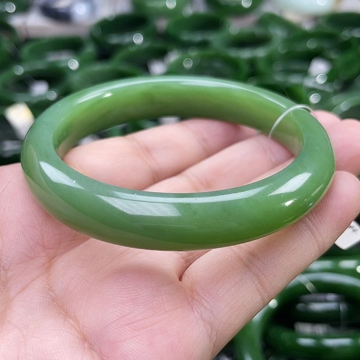 未镶嵌手镯和田玉（碧玉）