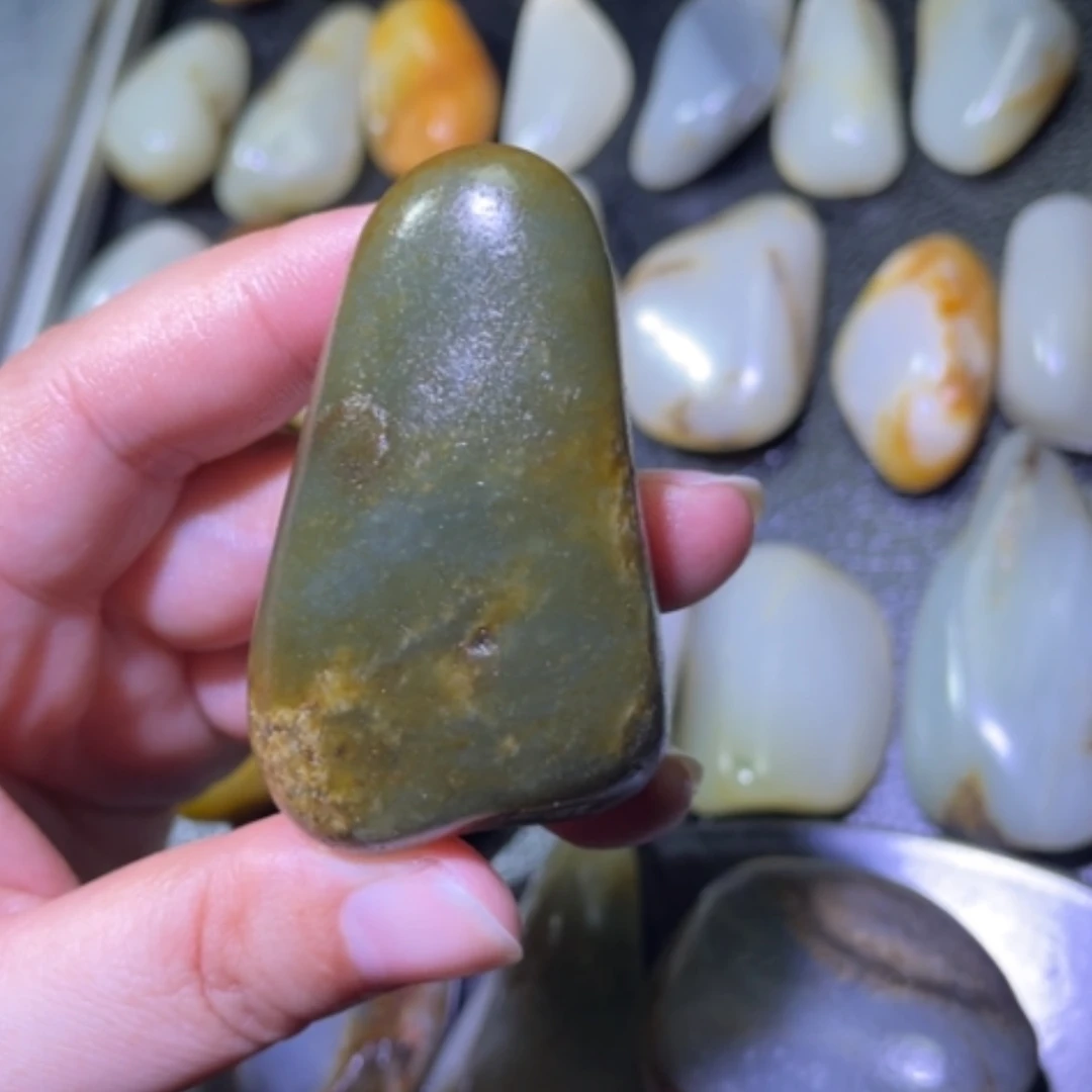 【闪购商品】颈饰未镶嵌和田玉