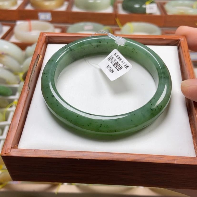 【闪购商品】和田玉手镯未镶嵌5 58/59