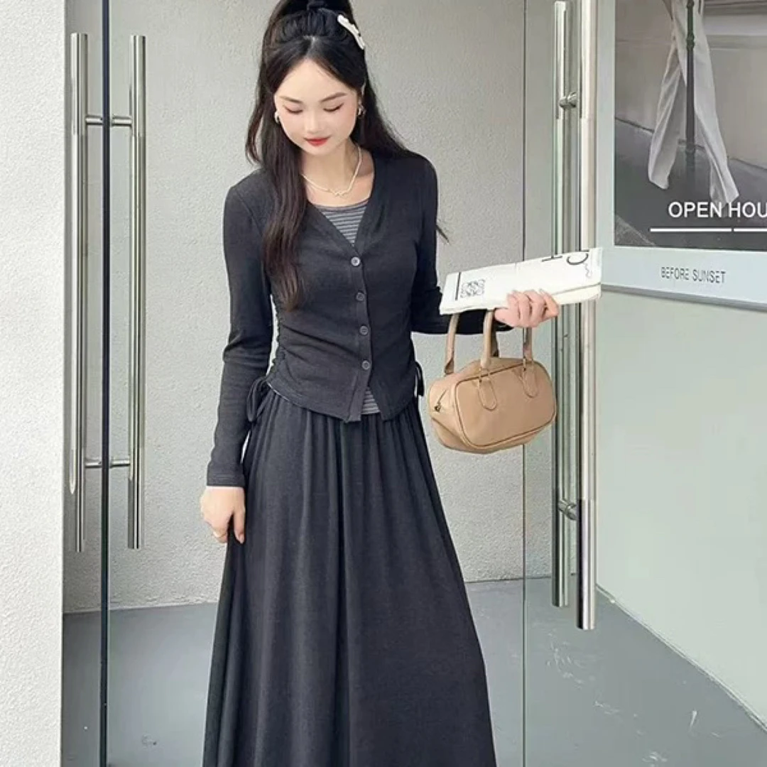 时尚套装裙女秋季新款休闲洋气减龄显瘦条纹气质半身裙两件套643