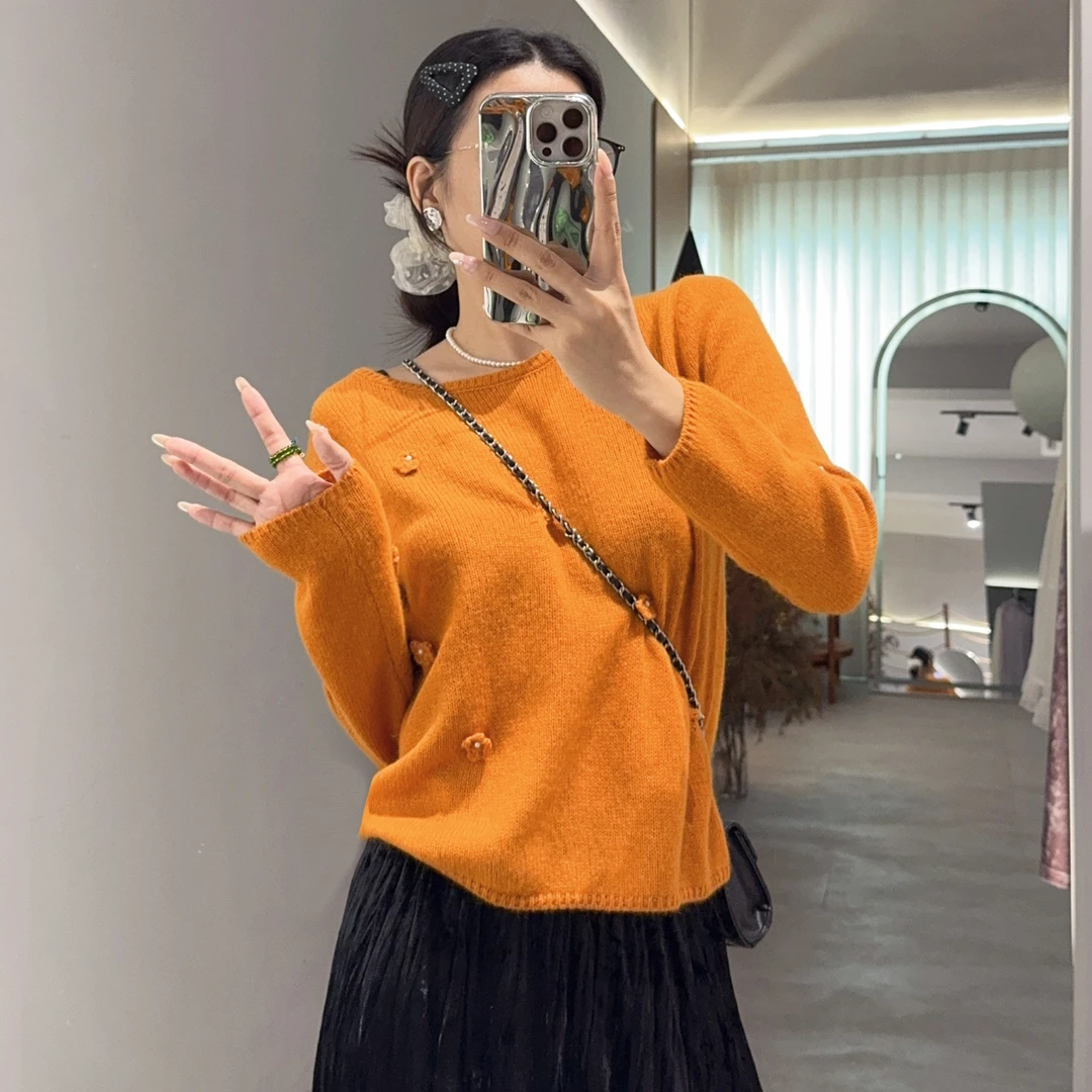 大禾【珍珠小花】绵羊毛圆领针织衫女秋季长袖宽松显瘦气质套头毛衣
