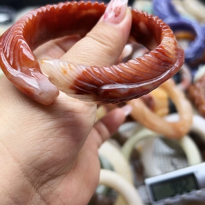 未镶嵌手镯石英岩玉夢****