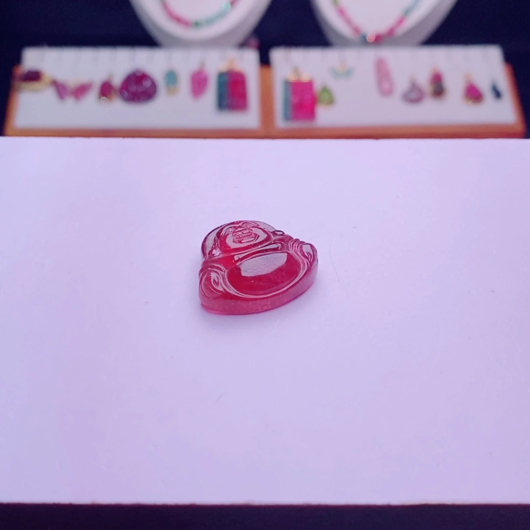 颈饰未镶嵌碧玺佛公m