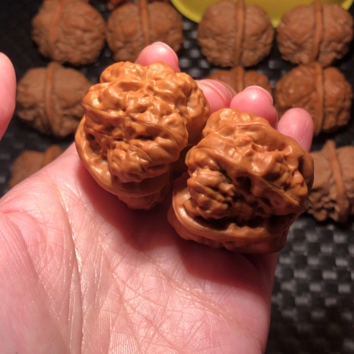 小***歪把件文玩核桃蛙王