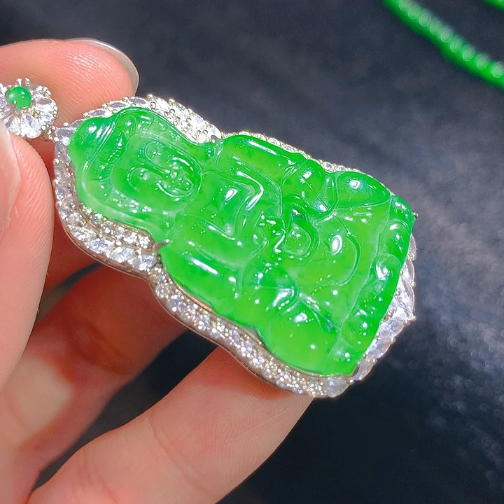【闪购商品】翡翠颈饰银S925镶嵌翡翠