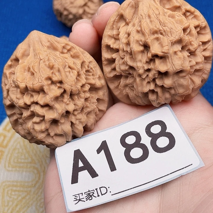 吊坠文玩核桃核桃