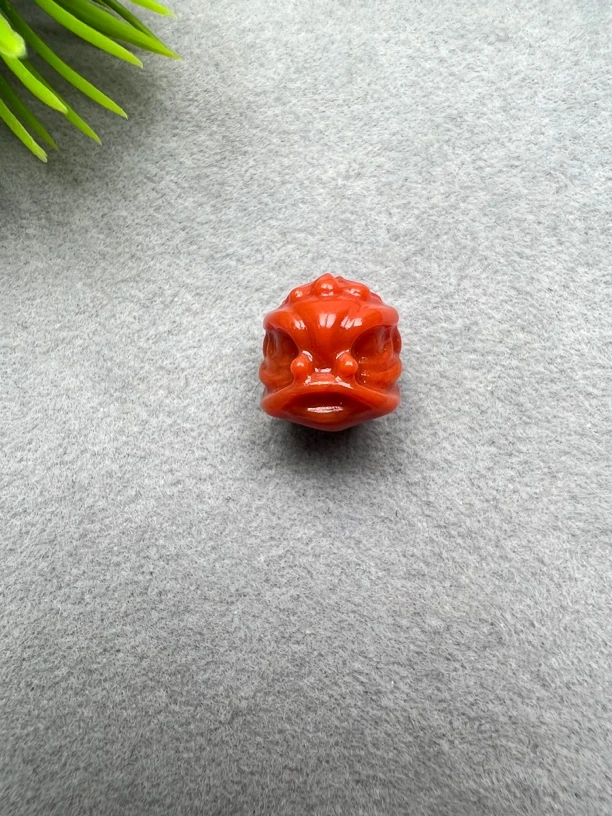 【家喻珠宝】L40南红满肉醒狮（天地孔）配饰11*10mm