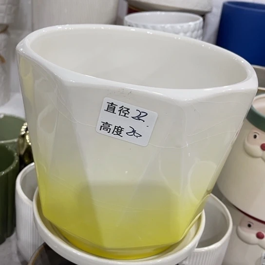 多肉绿植陶瓷花盆9.9包邮，有孔