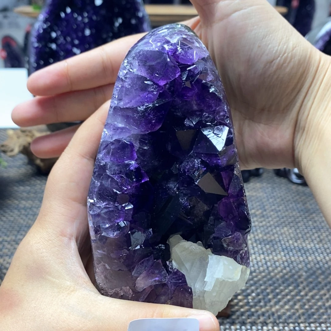 未镶嵌大型摆件（非配饰）水晶