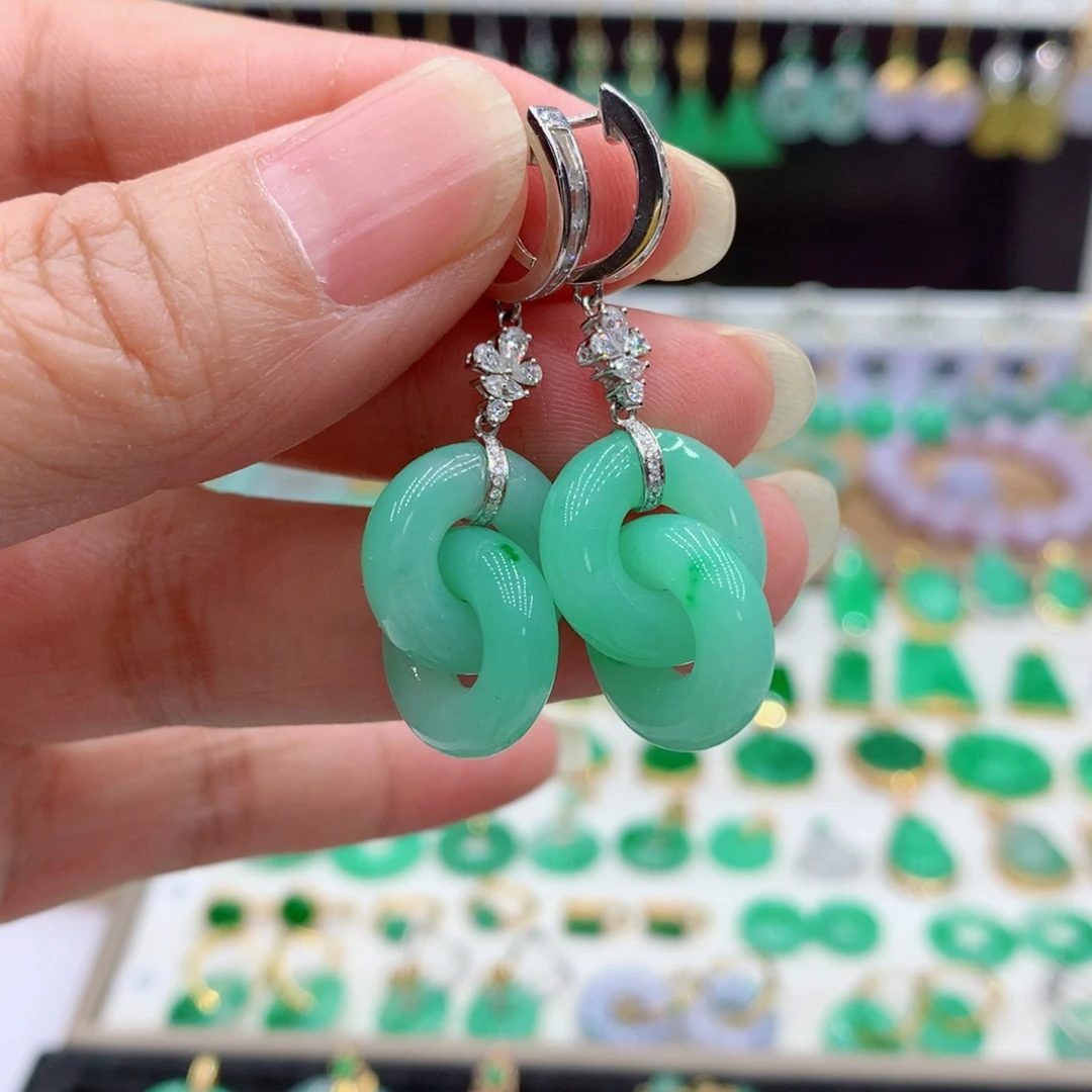 翡翠18K金镶嵌耳环