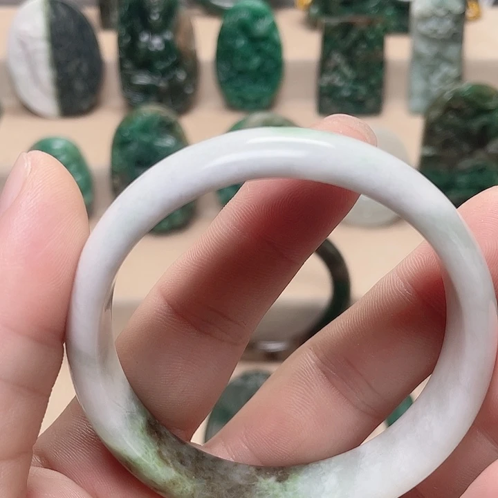花***风未镶嵌独山玉手镯