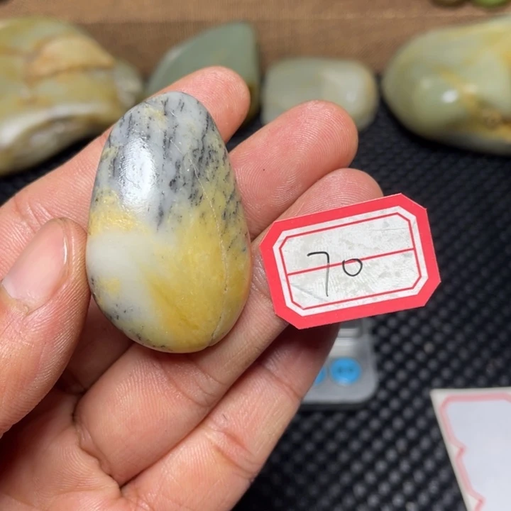 颈饰未镶嵌和田玉70