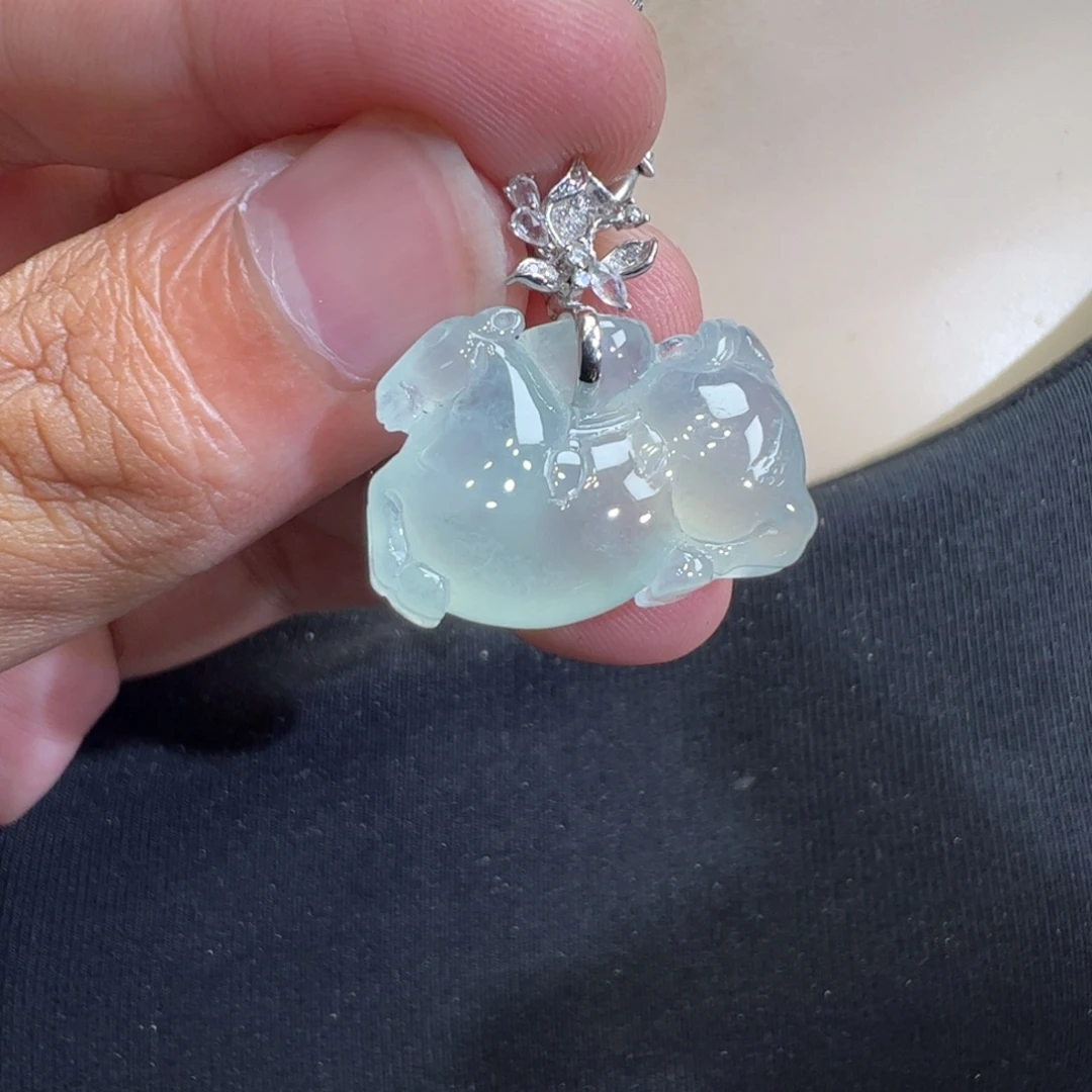 吊坠(不含链)18K金镶嵌翡翠