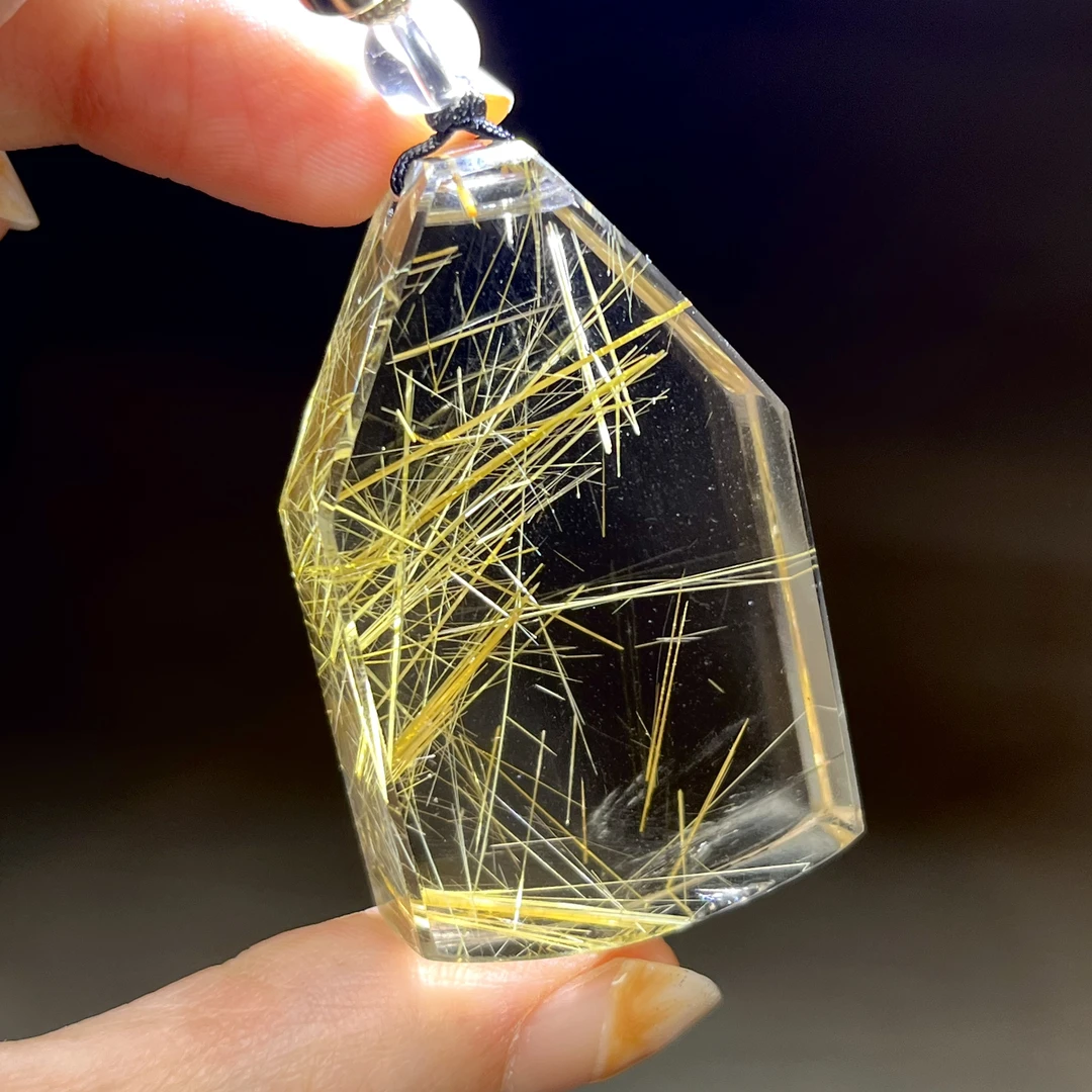 天然水晶钛晶吊坠多边形钛晶 尺寸：47×28.3×12.3mm