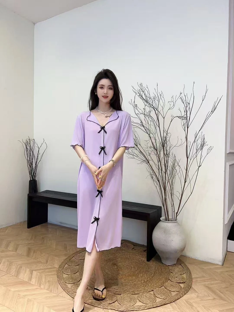 张肉肉3318面膜睡裙