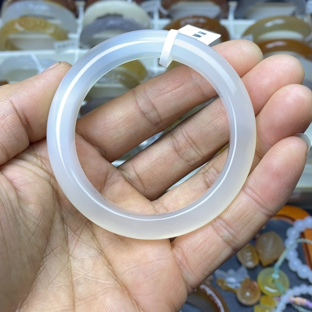 手镯玛瑙/玉髓未镶嵌