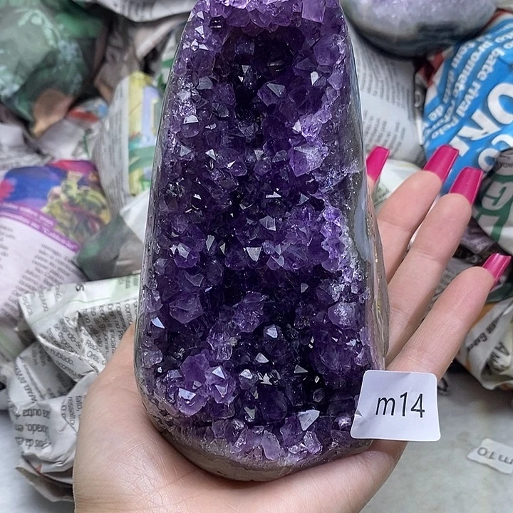 未镶嵌紫晶大型摆件（非配饰）