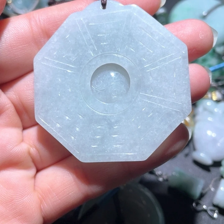 【闪购商品】翡翠颈饰未镶嵌天然翡翠
