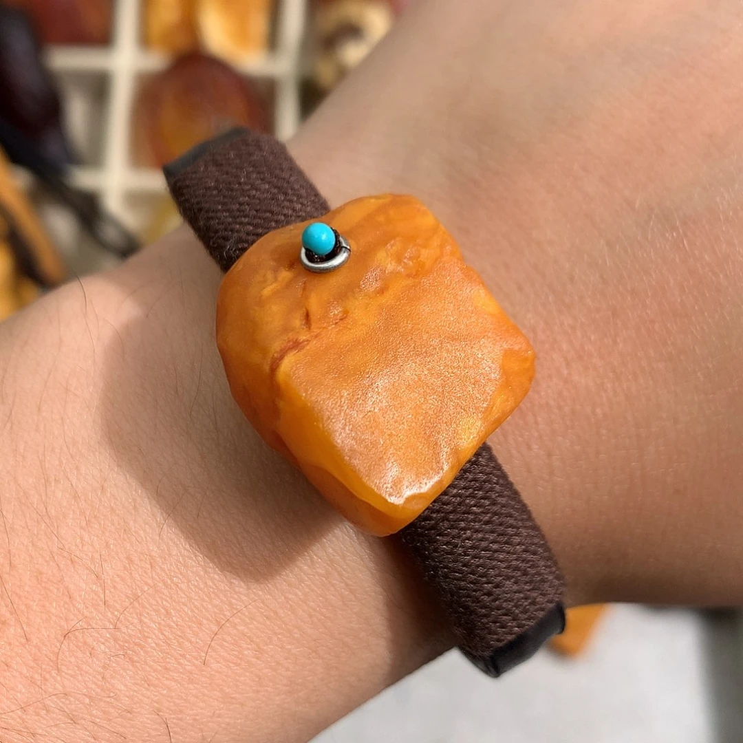 蜜蜡裸石未镶嵌你