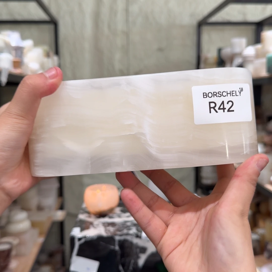 大理石R42。  两个亿。