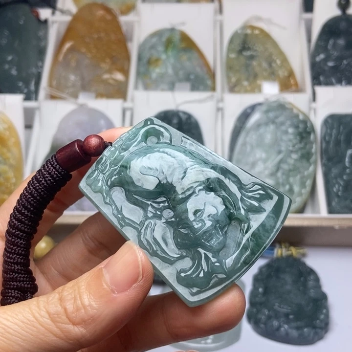 翡翠未镶嵌挂件翡翠
