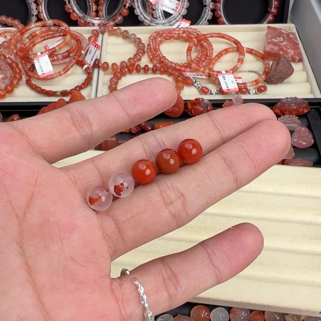 平***哥南红玛瑙未镶嵌颈饰五颗