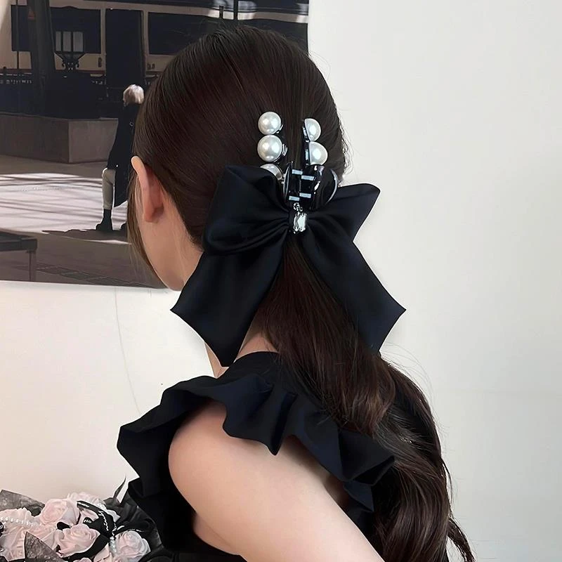 缎面蝴蝶结抓夹女高级感气质鲨鱼夹法式贝珠发夹女后脑勺夹子头饰